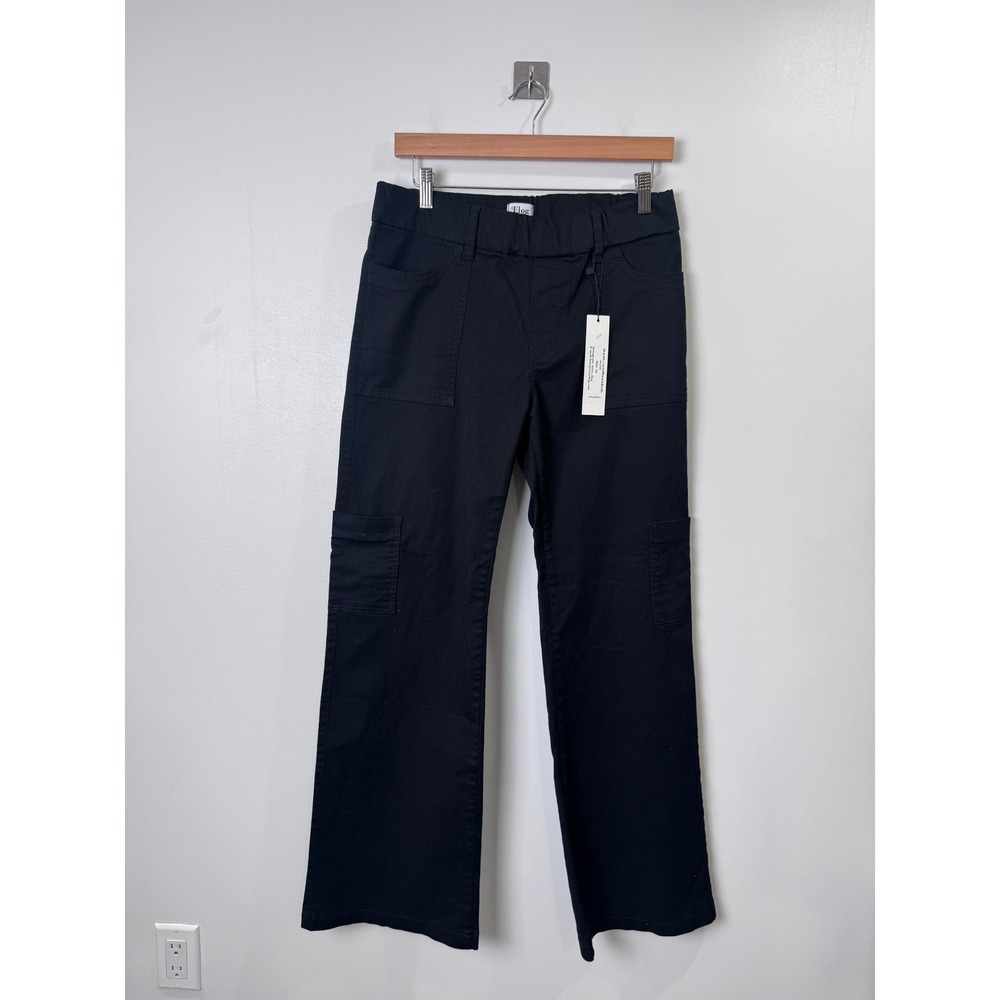 NWT Bevy Flog Women Black Rose Cargo Pants Straight Leg Pockets Size 29